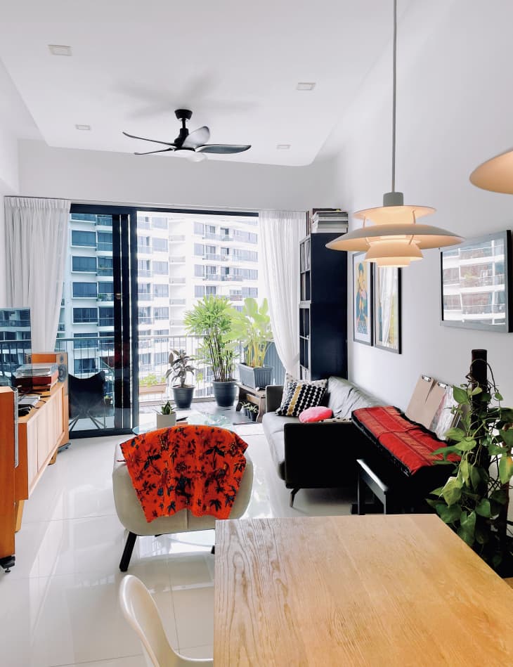 Eclectic Singapore Apartment Tour Photos Apartment Therapy